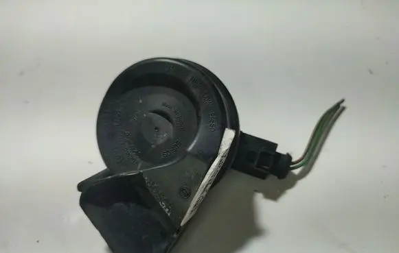Audi A6 S6 C6 4F Horn signal 011165