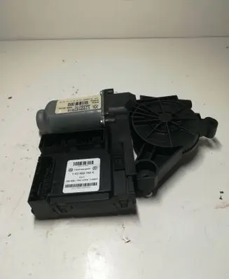 Volkswagen Touran I Front door window regulator motor 1K0959793K 05075700 00170607080002