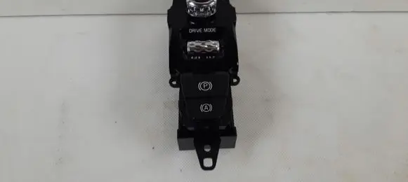 Volvo V60 Engine start stop button switch P31443818