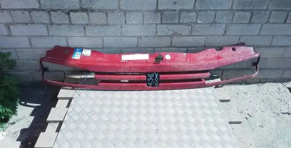 Peugeot 806 Front bumper upper radiator grill 1850877101