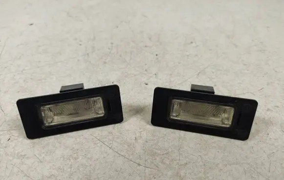 Audi A4 S4 B8 8K Number plate light 8T0943021