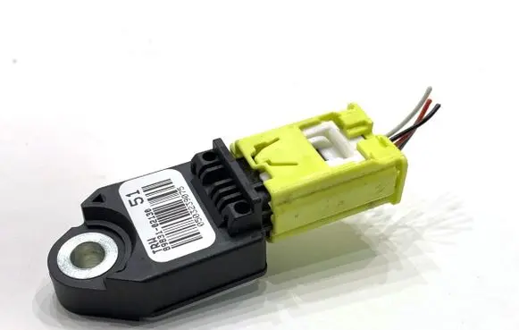 Toyota Auris E180 Airbag deployment crash/impact sensor 8983102130