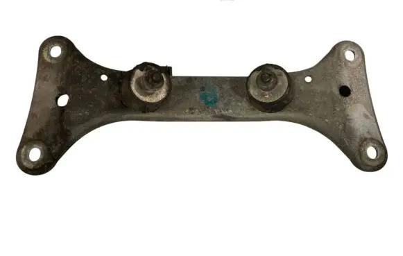 BMW 3 E90 E91 Gearbox mounting bracket 6778059 22316778059