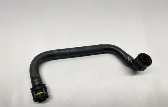 Ford Fusion Intercooler hose/pipe DS7G6K817BA