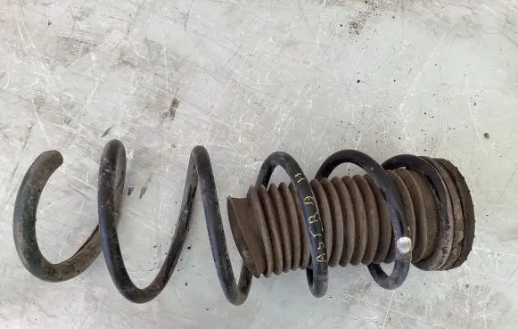 Opel Astra H Front coil spring