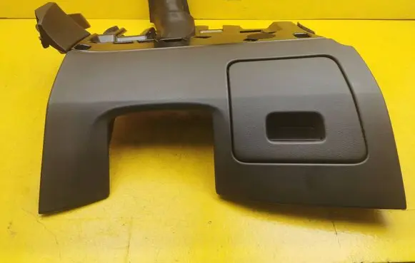 Audi Q8 Dashboard lower bottom trim panel 4M8863075D