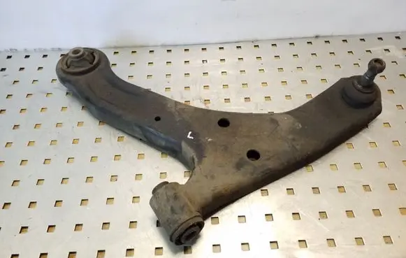 Suzuki Grand Vitara II Front lower control arm/wishbone