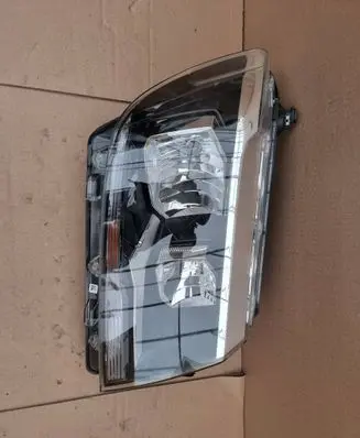 Volkswagen Crafter Headlight/headlamp 7C1941006B 1EB012830021