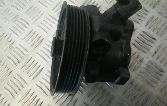 Ford Mondeo MK II Power steering pump hbdae hbd-ae