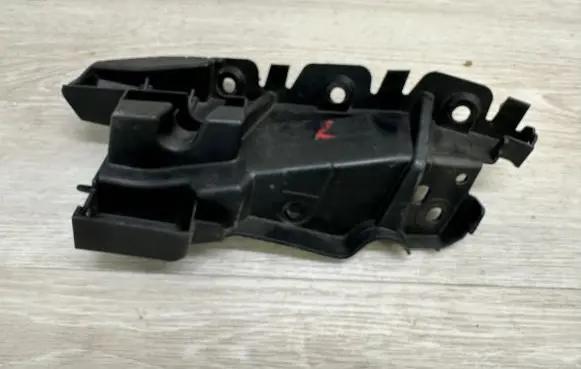 Porsche Cayenne (9Y0 9Y3) Front bumper mounting bracket 9Y0807049B