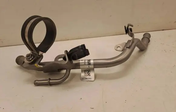 Dacia Sandero III Engine coolant pipe/hose 210453796R