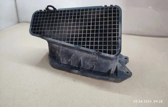 Audi Q5 SQ5 Air intake duct part 8K1819904