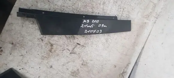 Mercedes-Benz E W212 Other front door trim element 2126900187