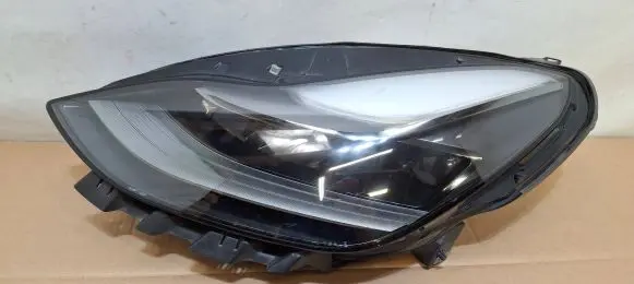 Tesla Model 3 Headlight/headlamp 1514952-00-C CJW21168000386 01531951