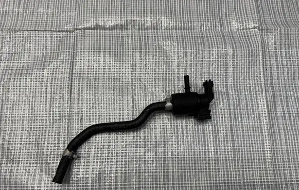KIA Sportage Turbo solenoid valve 289102M420