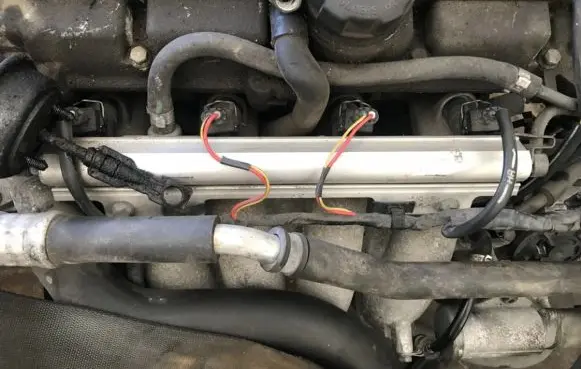 Volvo S40, V40 Fuel main line pipe