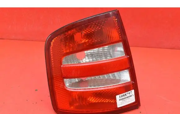 Skoda Fabia Mk1 (6Y) Rear/tail lights 6Y9945095B