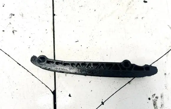 Mercedes-Benz E W211 Slide rail for timing chain 