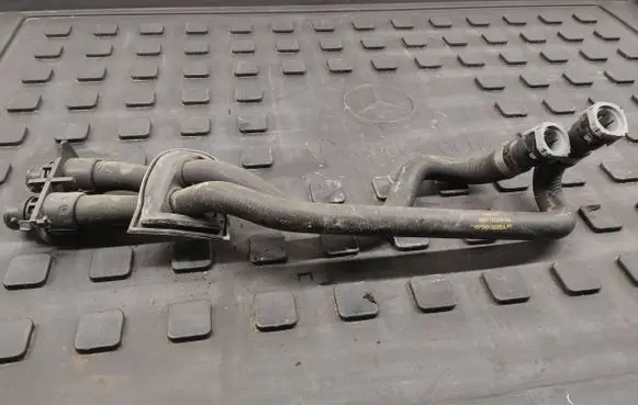 Land Rover Evoque I Engine coolant pipe/hose 6G9118C266CG