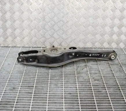 Volkswagen PASSAT B8 Rear upper control arm/wishbone 3Q0505311C 5Q0505523A