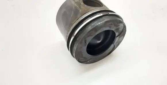 BMW 3 E90 E91 Piston 8487E