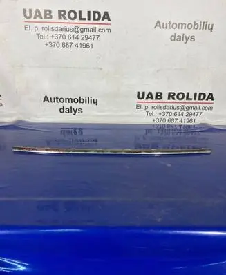 Volkswagen PASSAT B7 Front bumper splitter molding 3AA853765