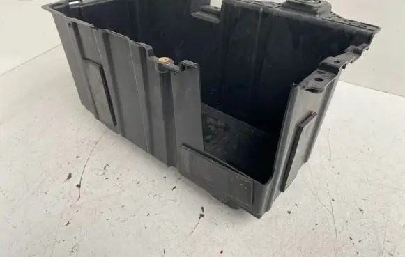 Battery box tray