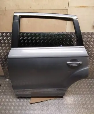 Audi Q7 4L Rear door 