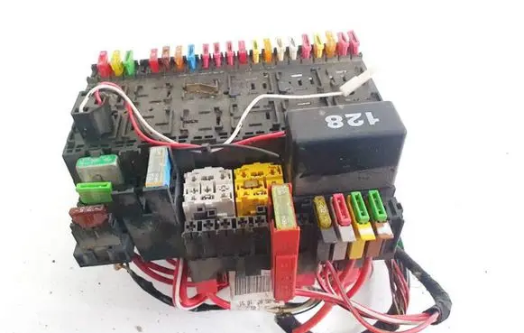 Volkswagen Sharan Fuse box set 7m0937025d 95vw14a073dc