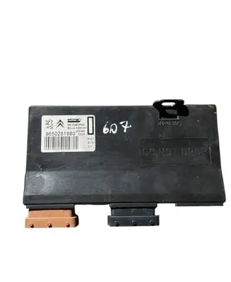 Peugeot 607 Seat control module 9650281980