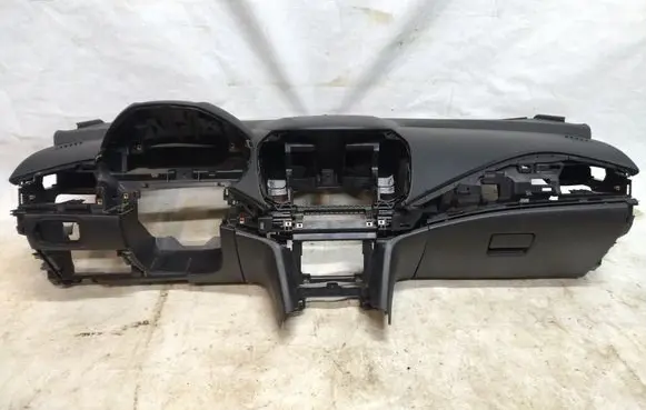 Chevrolet Cruze II Dashboard