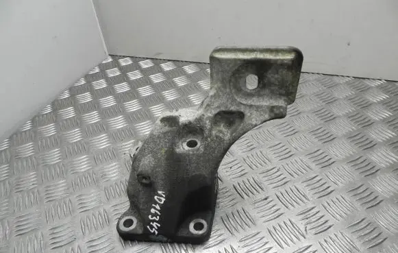 Land Rover Discovery 4 - LR4 Engine mounting bracket 4H226037AA VD16345
