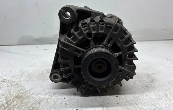 BMW 5 E60 E61 Generator/alternator 