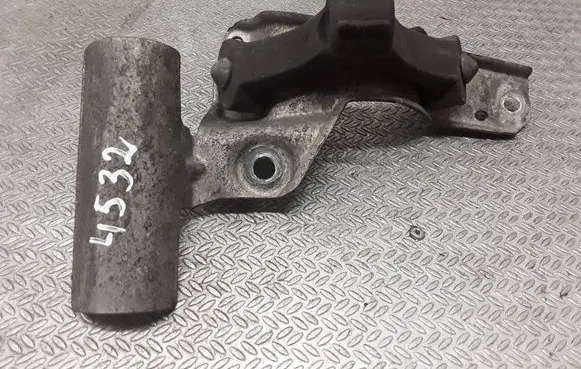 Audi A2 Muffler mount bracket/holder 