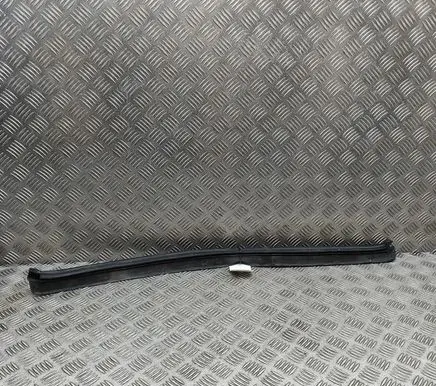 BMW 5 F10 F11 Engine compartment rubber 7206521
