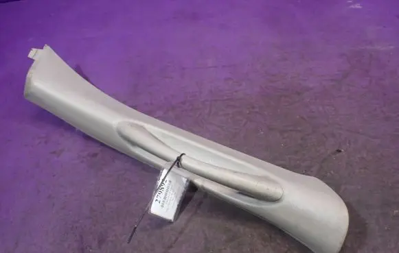 Chrysler Liberty I (C) pillar trim 5GM92TRMA