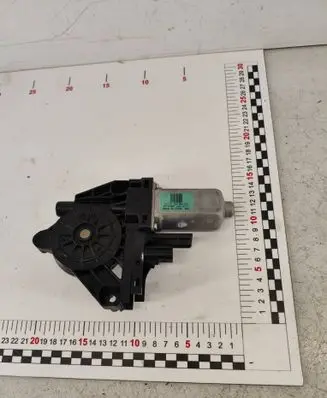 Fiat Freemont Rear door window regulator motor C21363100 121107 WR12771