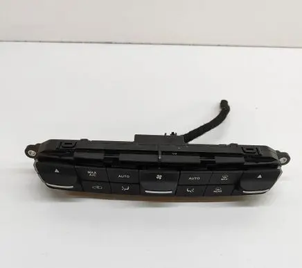 Maserati Ghibli Interior fan control switch 06701263230 670126323