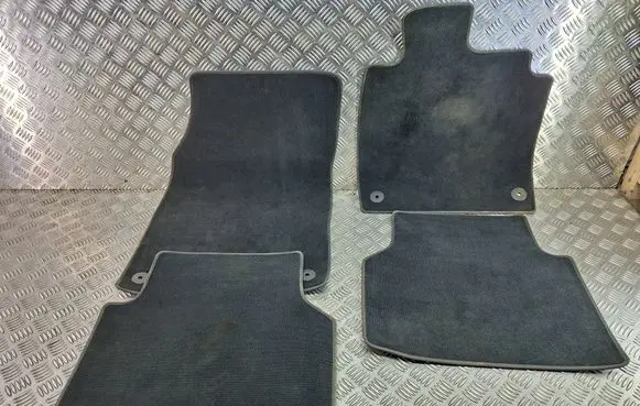 Audi Q4 e-tron Car floor mat set