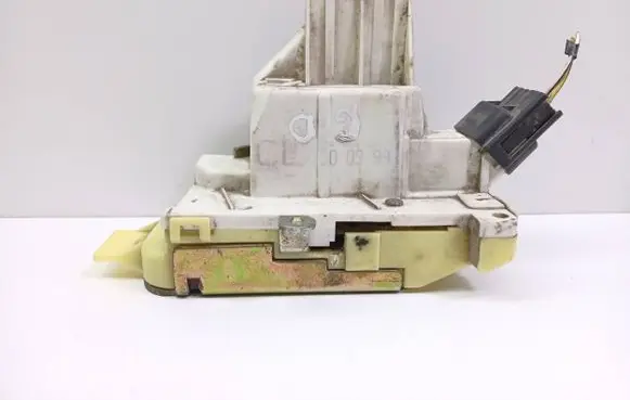 Ford Focus Rear door lock XS41A26412BG CL300399