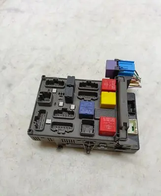 Renault Laguna II Fuse module 8200190269 518095419 55RDF2015