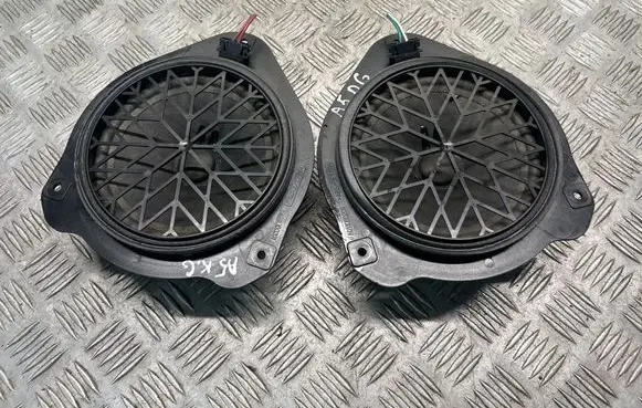 Audi A5 8T 8F Rear door speaker 8T0035411