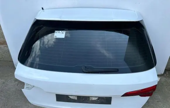 Tailgate/trunk/boot lid