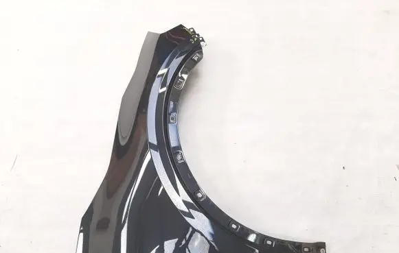 KIA Sportage Fender PRAWY