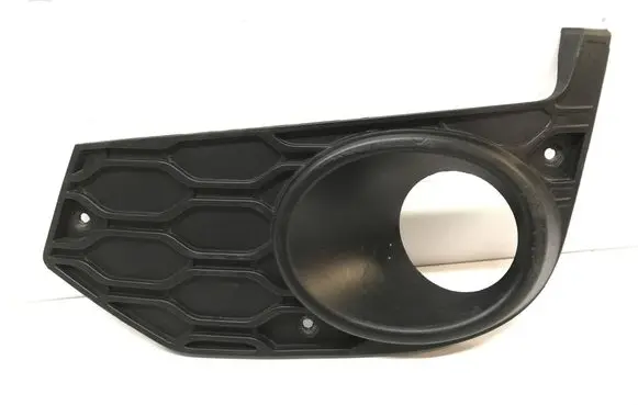 Iveco Daily 6th gen Front fog light trim/grill 5801562216