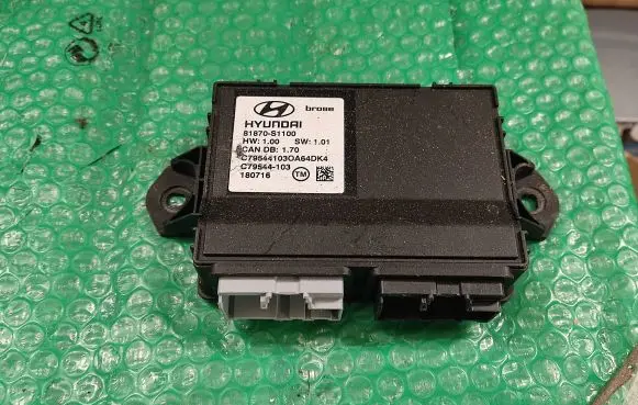 Hyundai Santa Fe Other control units/modules 81870S1100 C79544103 180716
