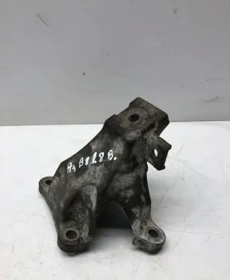 Audi A4 S4 B8 8K Engine mounting bracket 4F0199308N