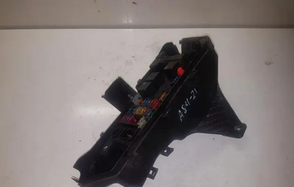 Volvo XC90 Fuse box set 8678449 A8421