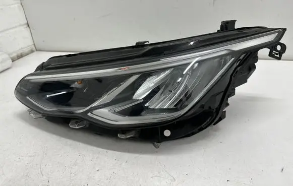 Volkswagen Golf VIII Headlight/headlamp 5H2941005
