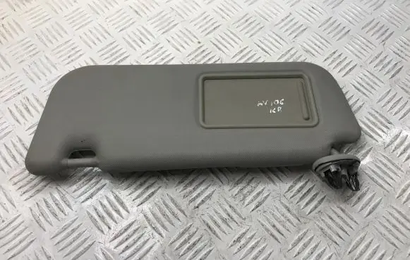 Toyota Avensis T270 Sun visor 7432005180B0
